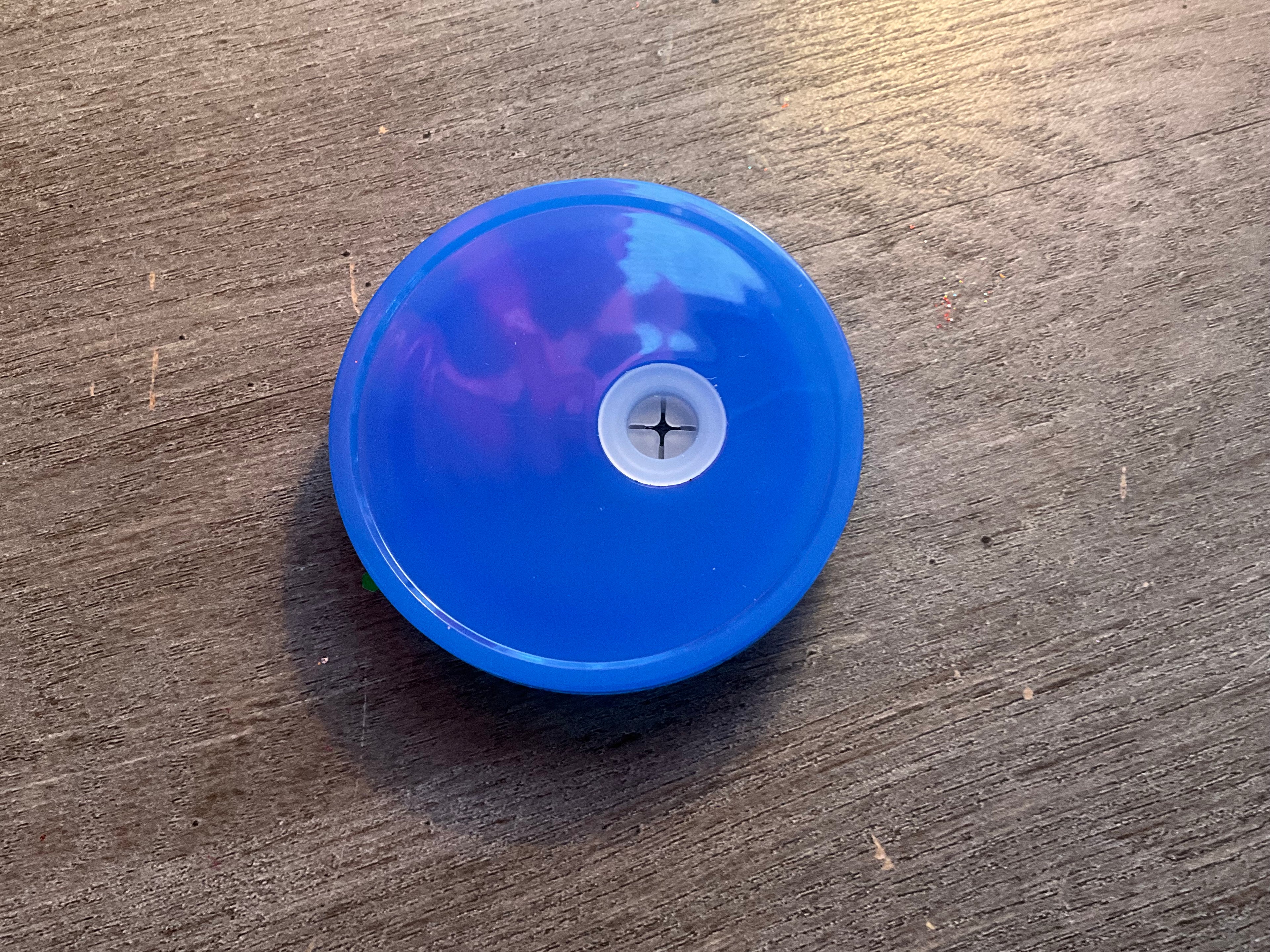 Plain colored acrylic lids