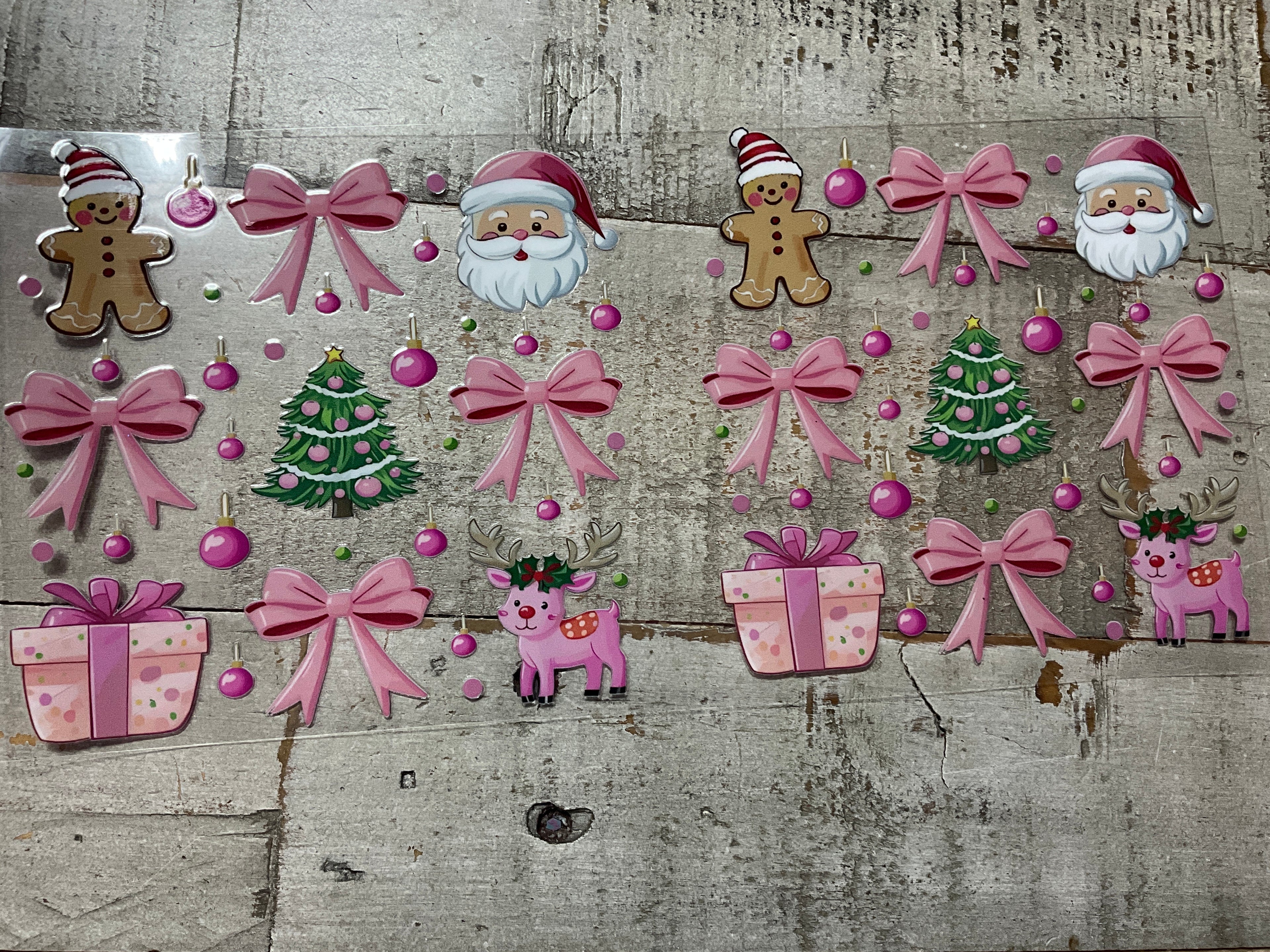 Pink Christmas & gingerbread