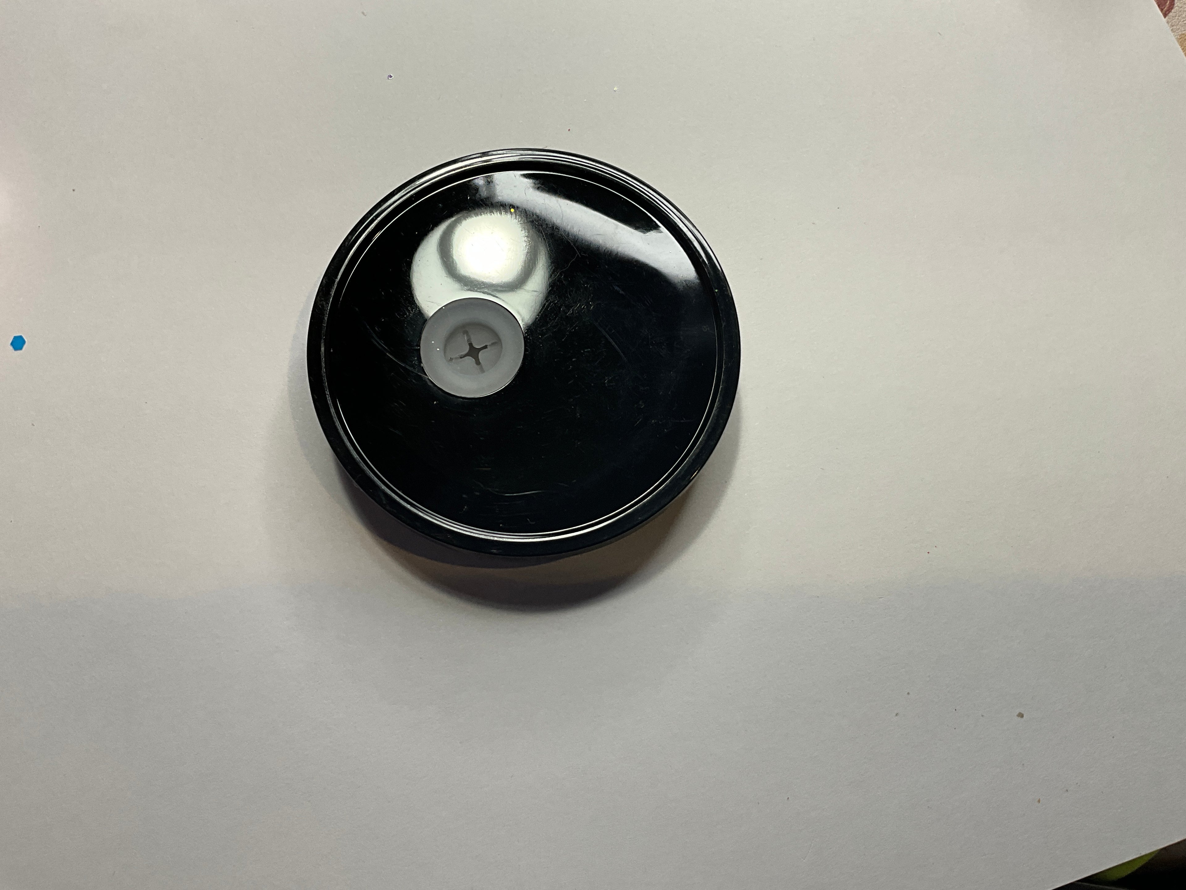 Plain colored acrylic lids