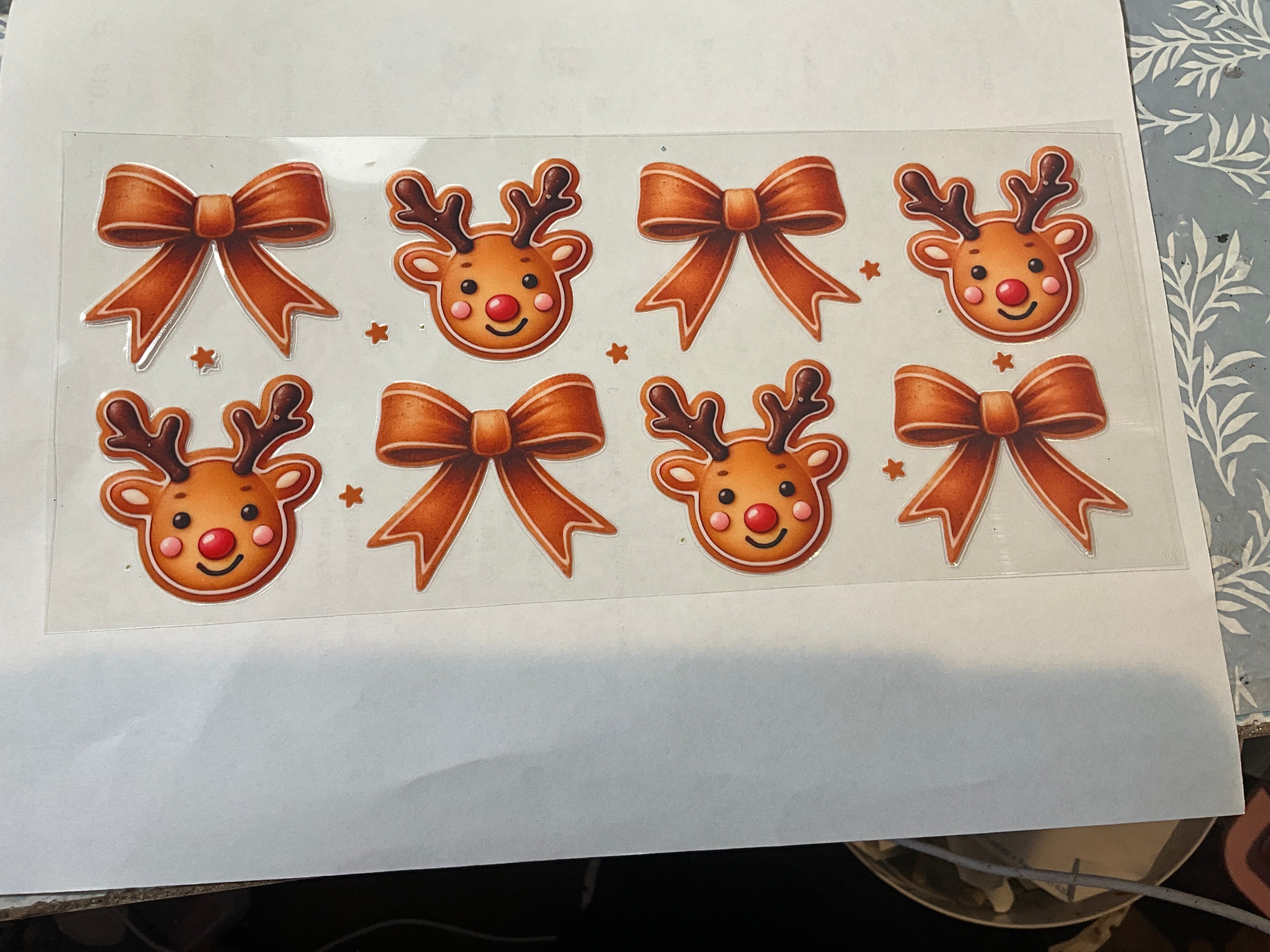 Reindeer and bows