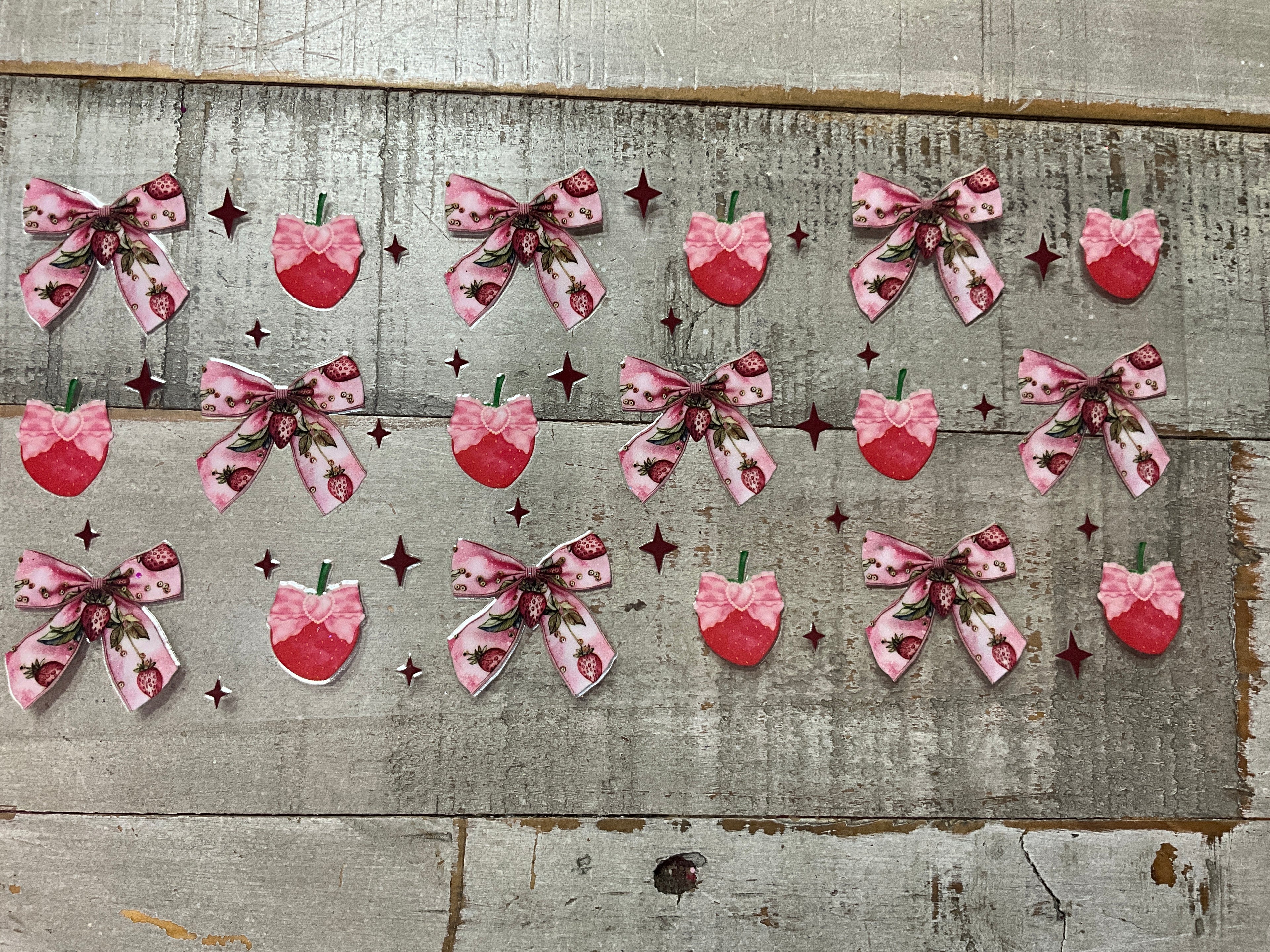 Strawberry bows