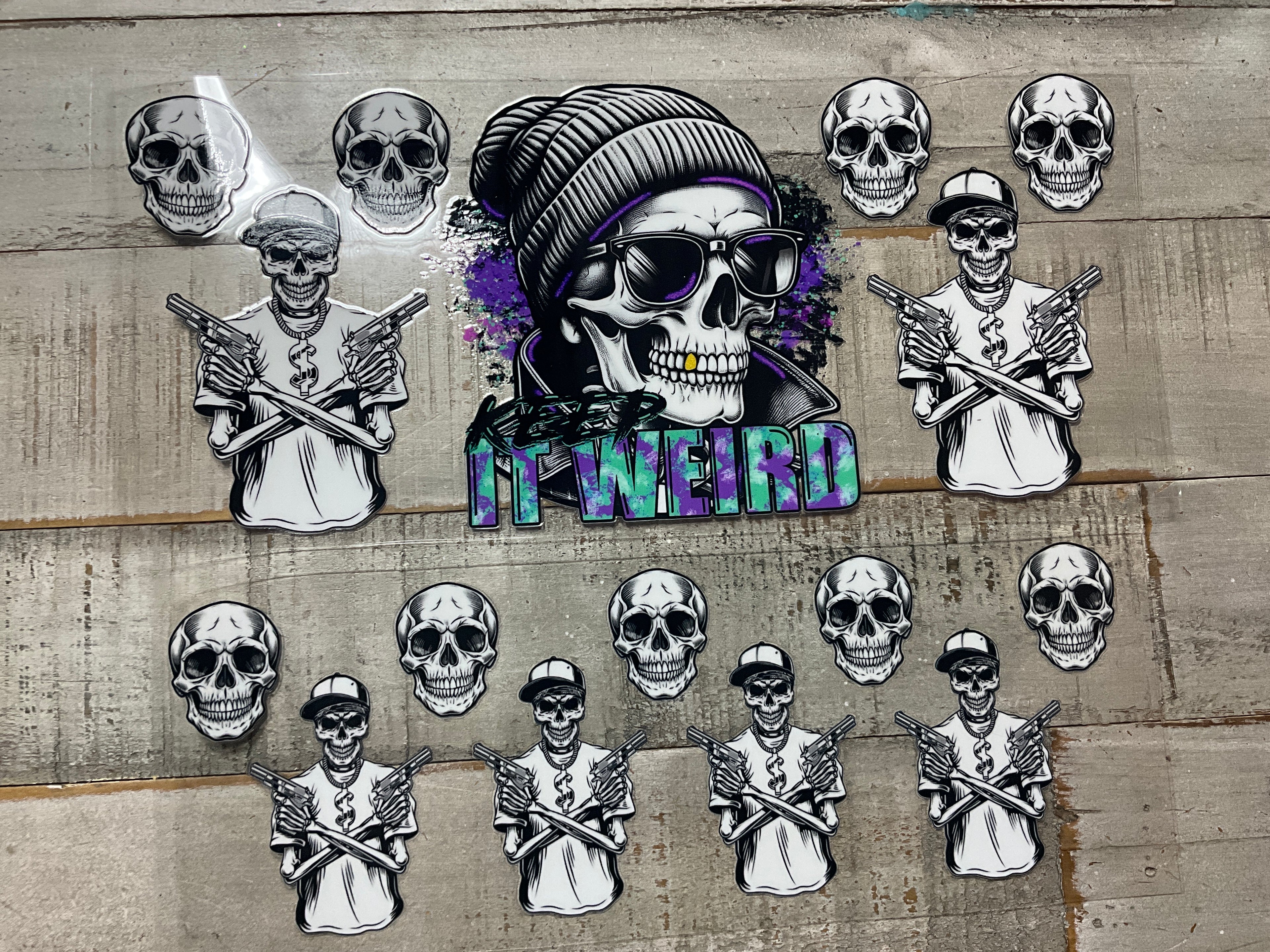 Keep it weird skull