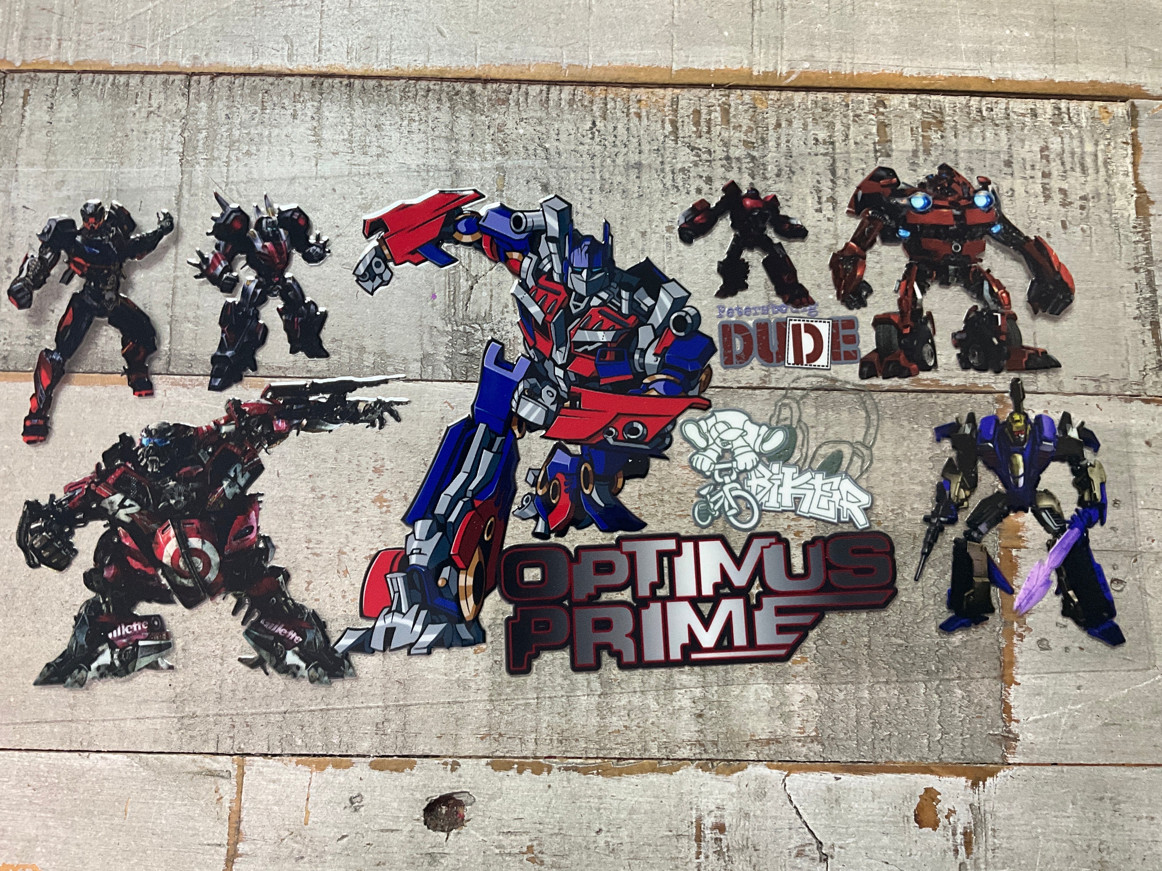 Red/blue robot prime