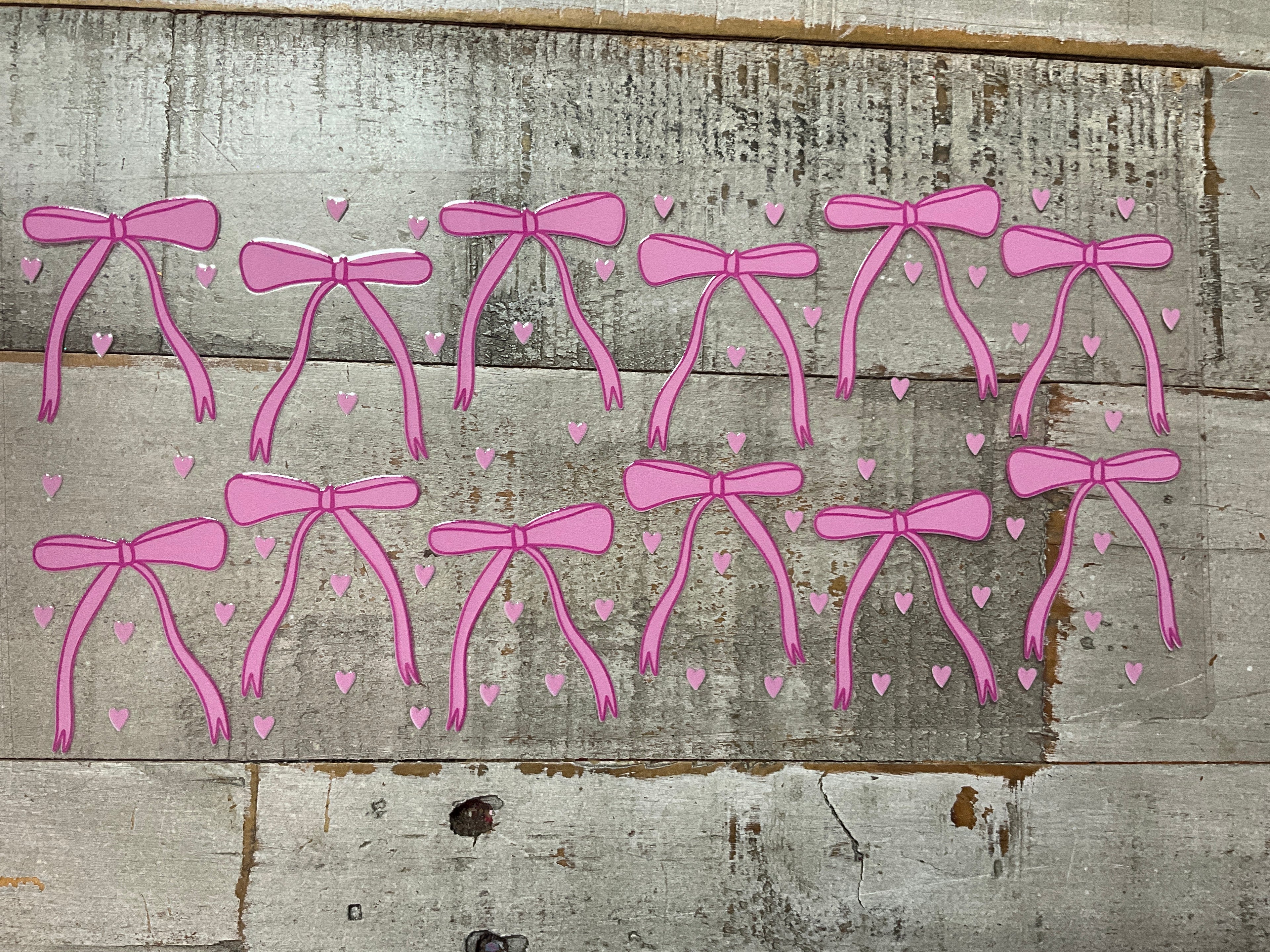 Pink bows & hearts