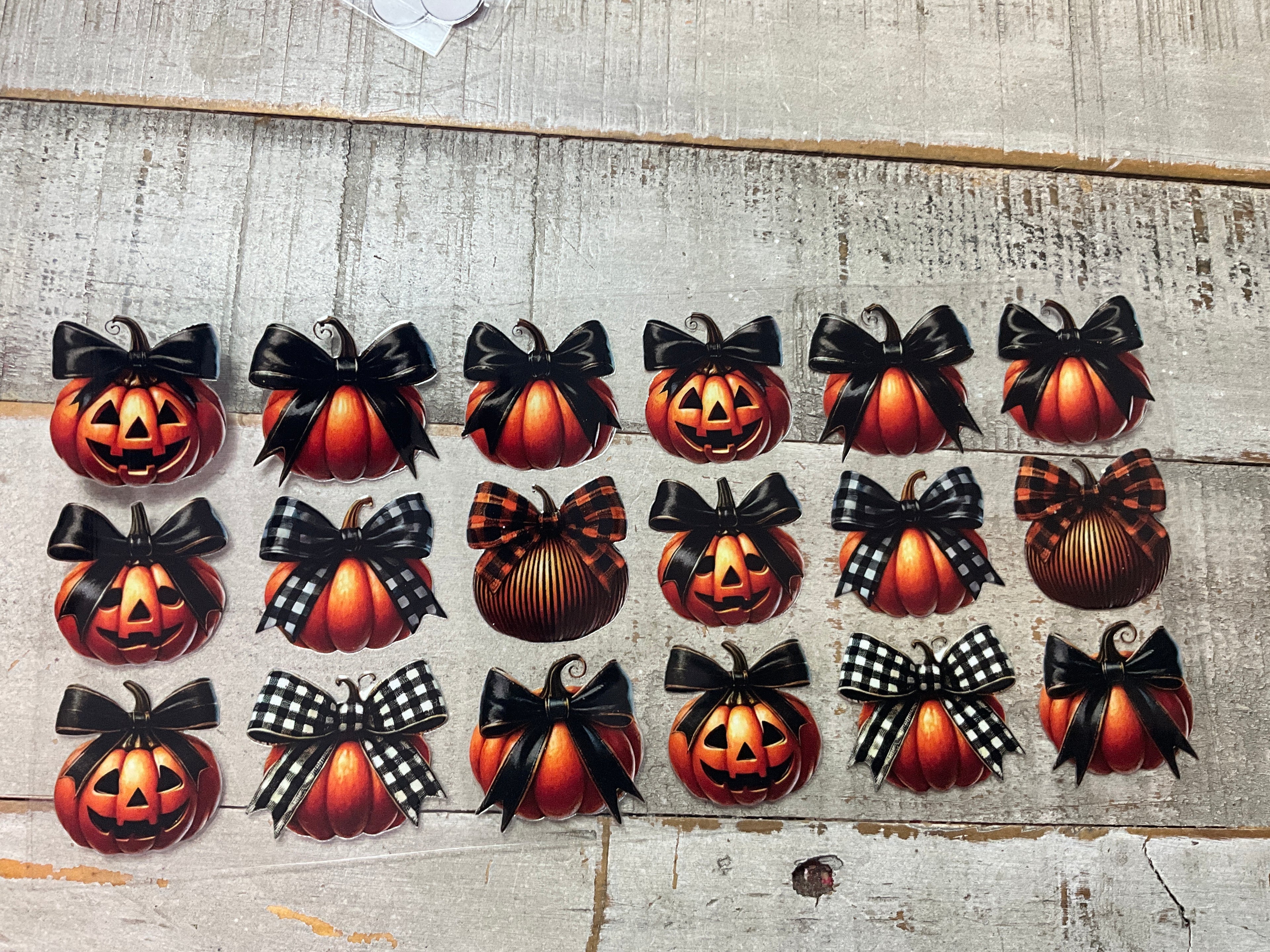 Checkered pumpkin